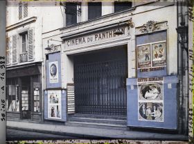 Image représentant Devanture du cinéma du Panthéon, 13 rue Victor-Cousin