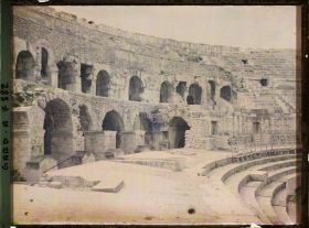 Image représentant L'intérieur des arènes