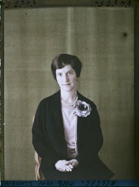 Image représentant Mademoiselle Marie-Yvonne von Schoen