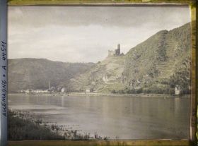 Image représentant Allemagne, St Goar, Le Village de Wellmich et le Château ( maus)