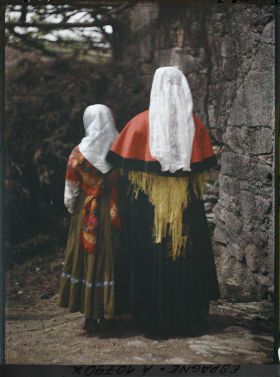 Image représentant Espagne, de Santiago à Padron, Fijo: Encore les mêmes : vues de dos