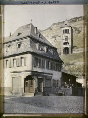 Image représentant Allemagne, Bacharach, Vieilles maisons et tour moyen age