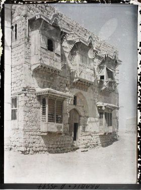 Image représentant Façade de maison traditionnelle