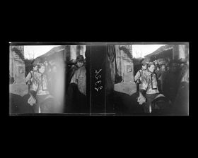 Image représentant Foire monastique (miaohui), certainement au temple Huguosi ("monastère de la Protection du Pays")