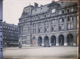 Image représentant La gare Saint-Lazare, cour de Rome