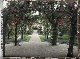 Image représentant Axe central du verger-roseraie vu en direction du jardin anglais depuis le rond-point côté dépendance