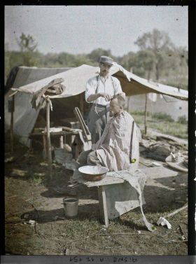 Image représentant L'heure du coiffeur