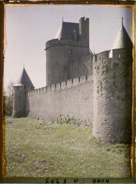 Image représentant L'enceinte avec les tours Bérard, du Trédant et Bénazet