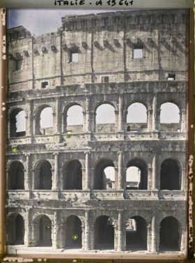 Image représentant Colisée détail du grand mur