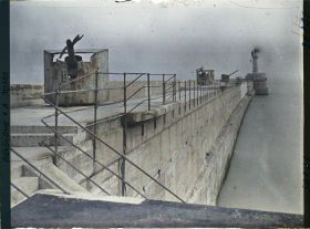 Image représentant Belgique, Zeebrugge, Défenses de l'extrémité du môle