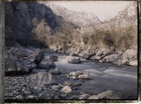 Image représentant Un ruisseau dans la vallée