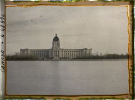 Image représentant Canada, Regina, Le lac et le Parlement