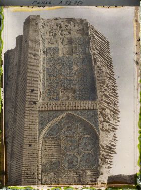 Image représentant Détail de l'iwan de la Masdjid-i-Djouma (Mosquée du Vendredi ou Grande mosquée, 1322)