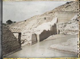 Image représentant Le barrage de l'Habra, la brèche vue de l'amont