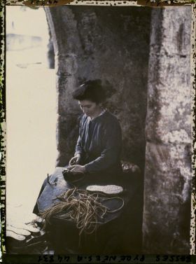 Image représentant France, Mauléon, Une sandalière