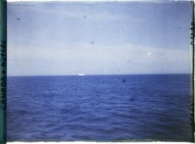 Image représentant Canada, Bord Melita, Un Iceberg à trois pics