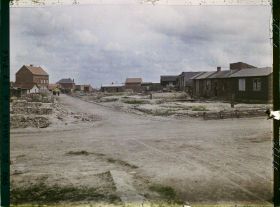 Image représentant France, Airon près de Lens, Une rue du Village