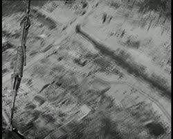 Image représentant En dirigeable sur les champs de bataille