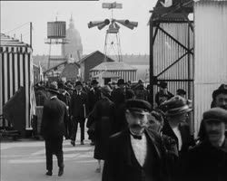 Image représentant Foire de Paris, esplanade des Invalides