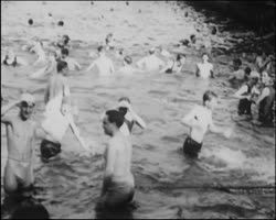 Image représentant Queue aux bains froids en Seine, la chaleur à Paris