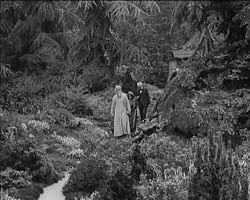 Image représentant Visiteurs indiens dans le parc de Monsieur Kahn