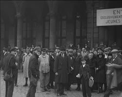 Image représentant Départ des troupes pour l'occupation de la Ruhr