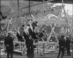 Image représentant Fête foraine sous le métro place Cambronne