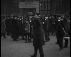 Image représentant Départ des conscrits de la classe 21 gare de l'Est