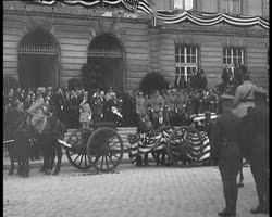 Image représentant Cérémonie en l'honneur du soldat inconnu américain