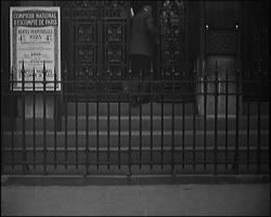 Image représentant Grève employés de Banque devant le Comptoir d'Escompte