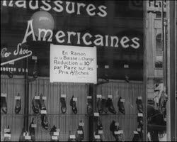 Image représentant Pancartes annonçant la baisse des prix des détaillants