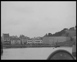 Image représentant Aperçus de l'île depuis le bateau