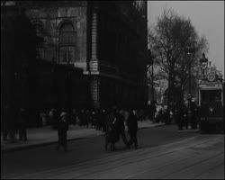 Image représentant Aspect des abords du Palais de Justice pendant le procès du complot