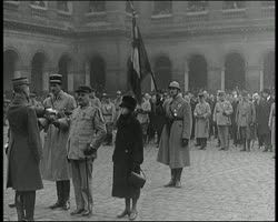 Image représentant Une prise d'armes à l'Hôtel des Invalides