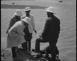 Image représentant Études du terrain pour le tracé du chemin de fer au-dela d'Hérat