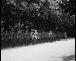 Image représentant Exercices de soldats américains au Bois de Boulogne