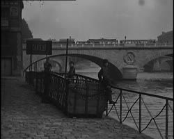 Image représentant Emplacement des pontons des bateaux parisiens