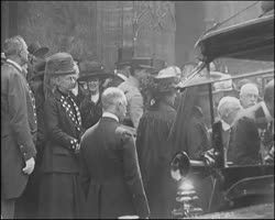 Image représentant Sortie de la Messe pour le deuil de la Comtesse de Paris à Saint-Germain-l'Auxerrois