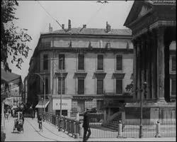 Image représentant Vue globale, les arènes, temple de Diane, porte d'Auguste, Maison carrée