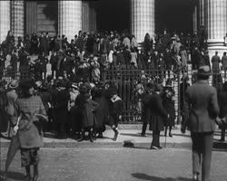 Image représentant Sortie de la messe de Pâques à la Madeleine