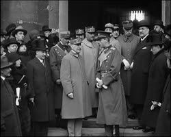 Image représentant Sortie de la messe célébrée à l'église St Louis-des-Invalides à la mémoire de Officiers Généraux tués à l'ennemi