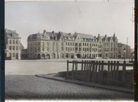 Image représentant Belgique, Ypres, Grande Place partie Nord