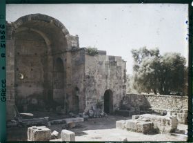 Image représentant La Basilique Agios Titos (dédiée à Saint-Tite, élevée au VII ou XIIIe s.)