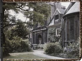 Image représentant La première cour du Caïus College