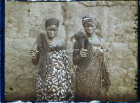 Image représentant Deux féticheuses de Zomadonou