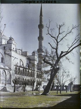 Image représentant Turquie, Constantinople, Cour extérieure d' Ahmed-Djami