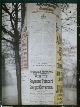 Image représentant France Alsace, Strasbourg, Affiches : la Proclamation du Président de la Commission municipale, un ungemach et le programme des fêtes.