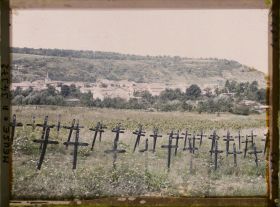 Image représentant France, St Maurice sous les Côtes, Panorama du Village et tombes Allemandes