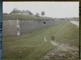 Image représentant Fortifications à la Porte de Vincennes