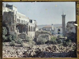 Image représentant Le probable minaret blanc de la Petite mosquée du sérail et celui de Djami El-Omari dit la Grande Mosquée
